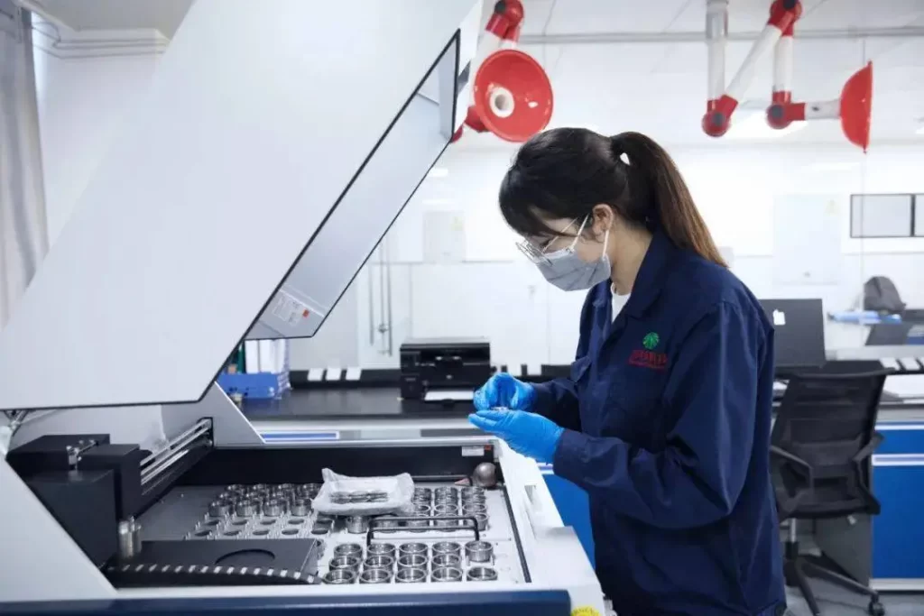 Forschung und Entwicklung von Anodenmaterialien